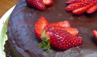 Dalle ricette di Chiara – torta fragole e cioccolato