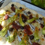 Pizza di fiori e Mediterraneo