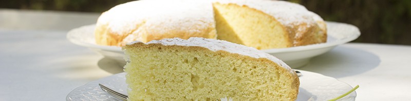 Torta soffice quasi ciambella romagnola