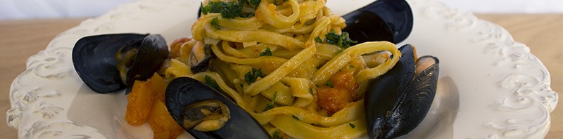 Tagliolini al sugo di zucca e cozze