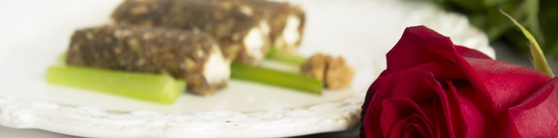 Involtini di frutta secca, mascarpone e sedano sciroppato di Carlo Cracco