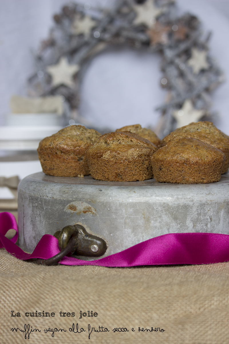 Muffin vegan alla frutta secca e zenzero