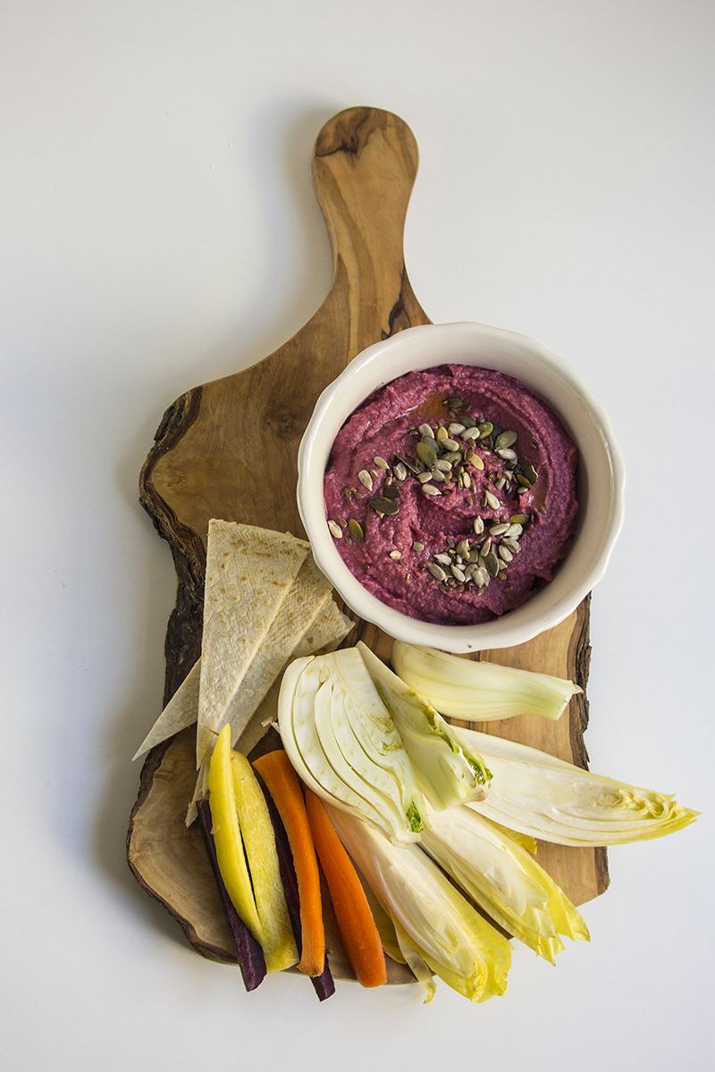 Hummus di barbabietola rossa