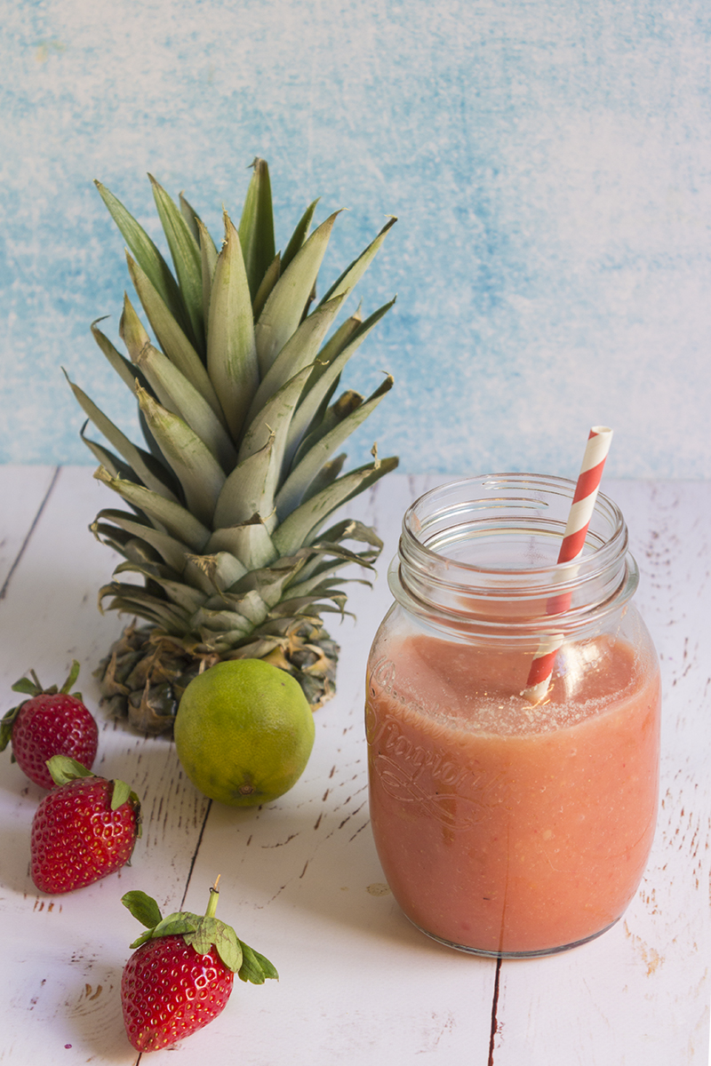 Frullato di fragole e ananas