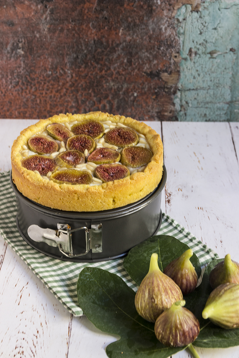 Crostata ricotta e fichi