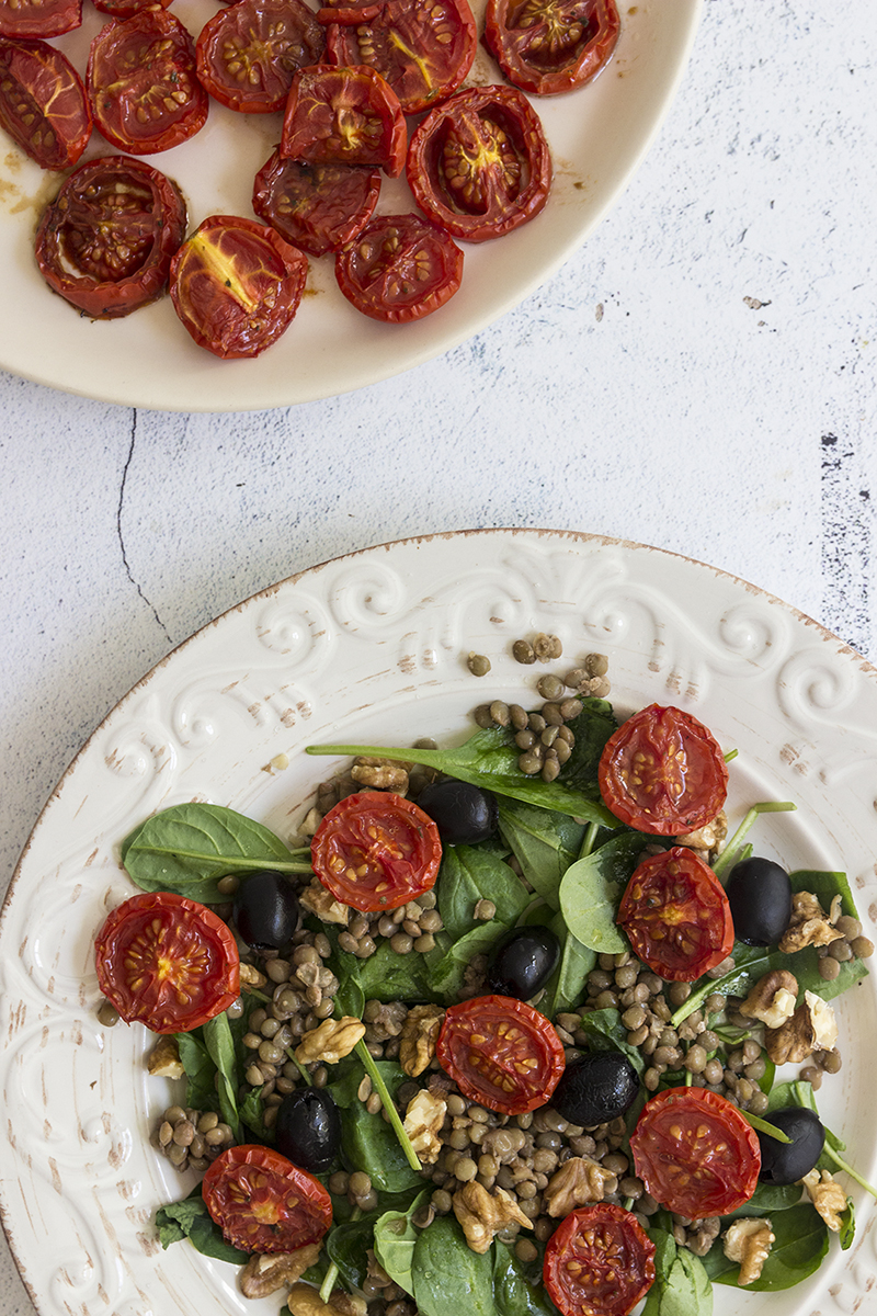 Insalata di lenticchie e pomodorini confit